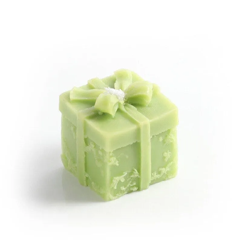 SS ENTERPRISE Organic Soy Wax Gift Shape Candle for Home Decor | Scented Aromatic Fragrance Candles | Smoke-Free Pillar Candles (Pack of 1, Green)