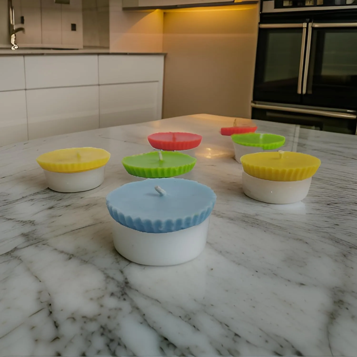 Floating Candle Set of 8 Candle | Diwali Candle Soya Wax Candle | Organic Candle | Best For Diwali with fragnance (Pack of 8, Red-Green-Blue-Yellow)