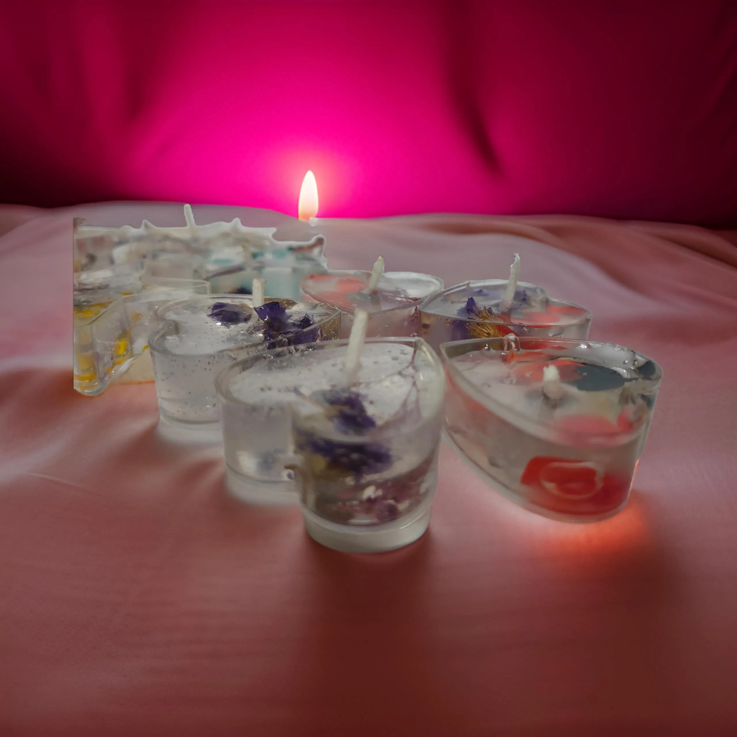 SS ENTERPRISE Gel Wax with Imported Natural Flowers for Party Decoration Burn Time 6 Hrs 10 Candle pack | 5 Star and 5 Heart Candle