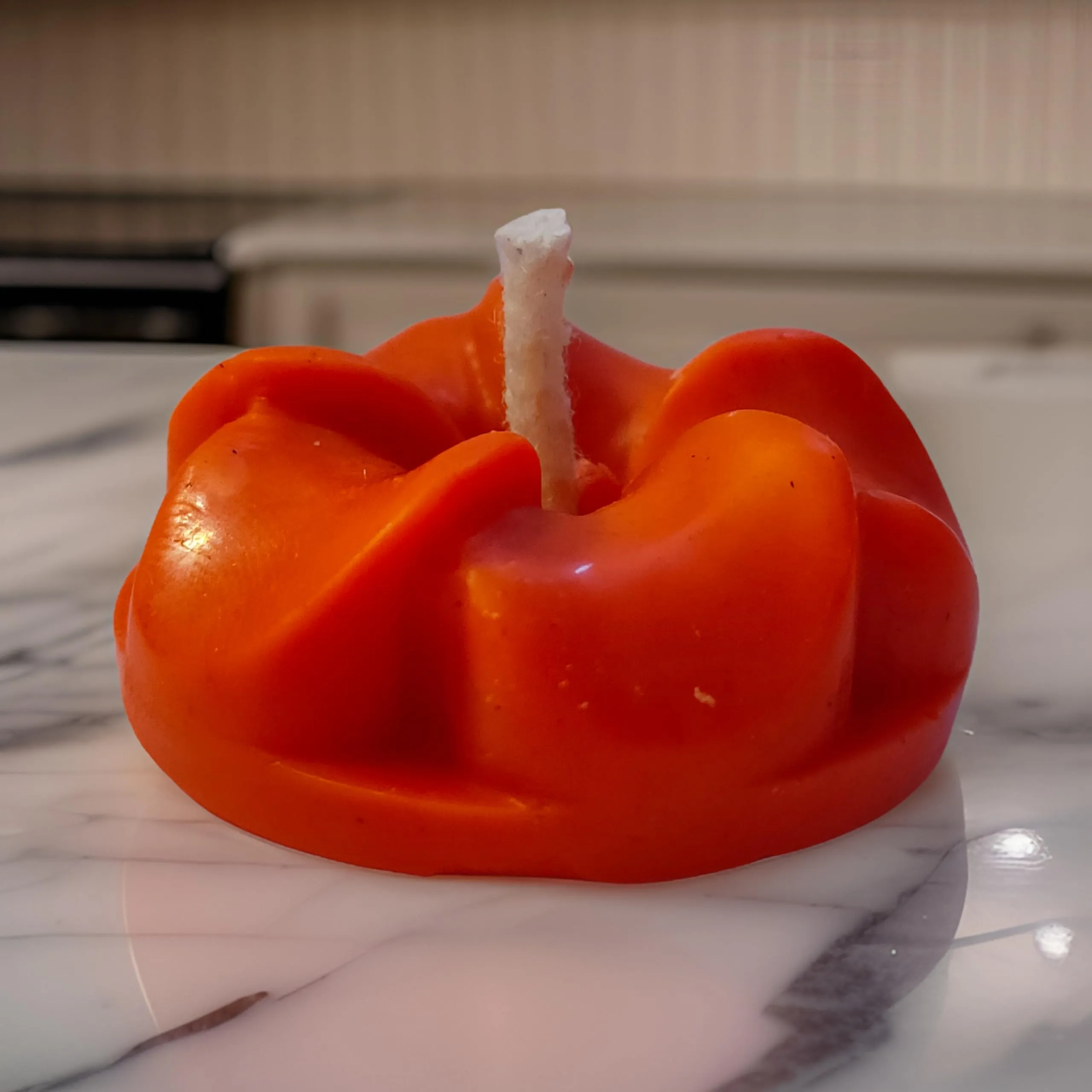 SS Enterprise Floating Candles SOYA Wax Candles Home Decor | Smoke Free Floating Candles Diwali Candle | Burning Time 3 Hrs Pack of 20 Unscented Candles