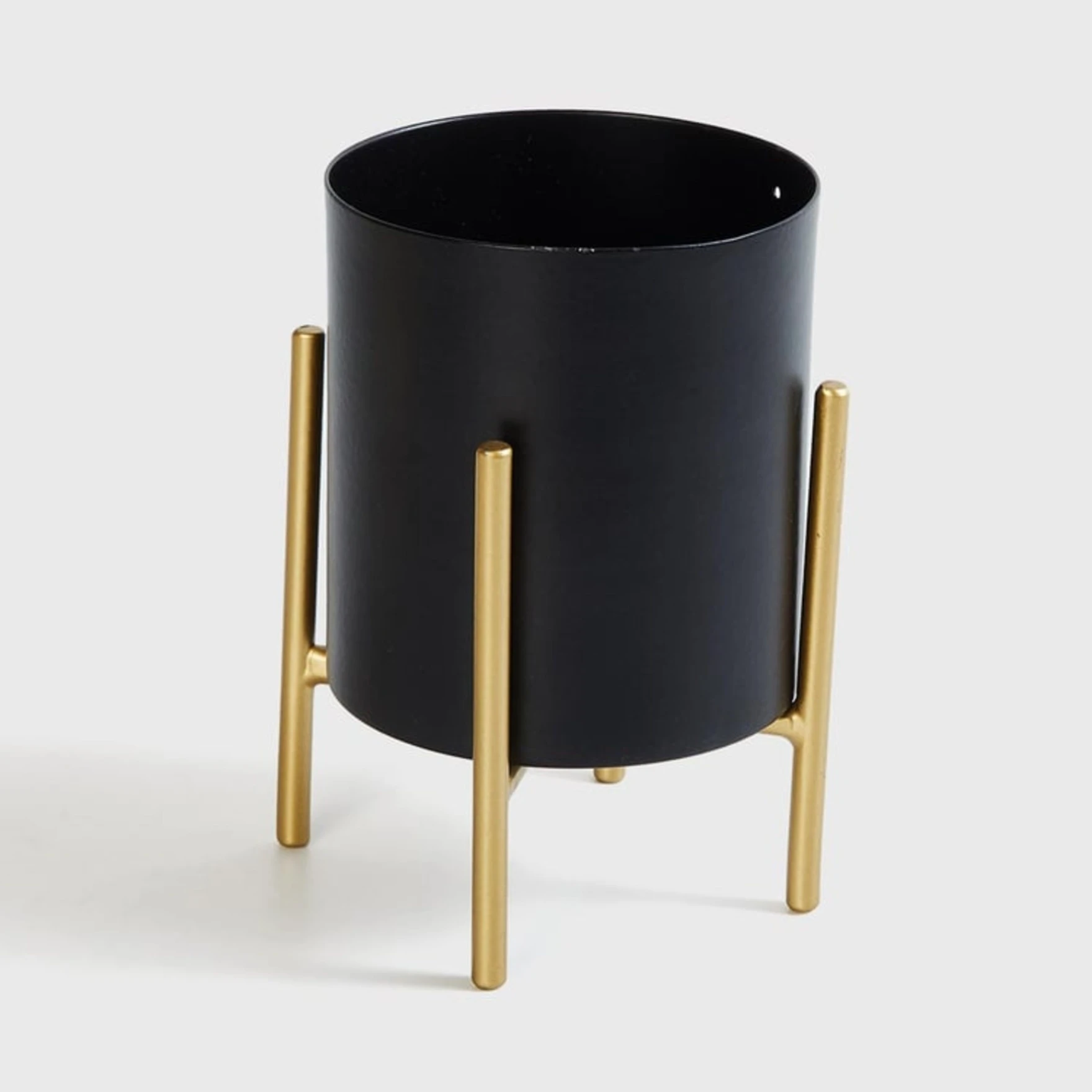 Standing Floor Planters with Metal Stand , Plant Pot Container, Black pot and Gold stand Tree Planter Flower Pots and Stands