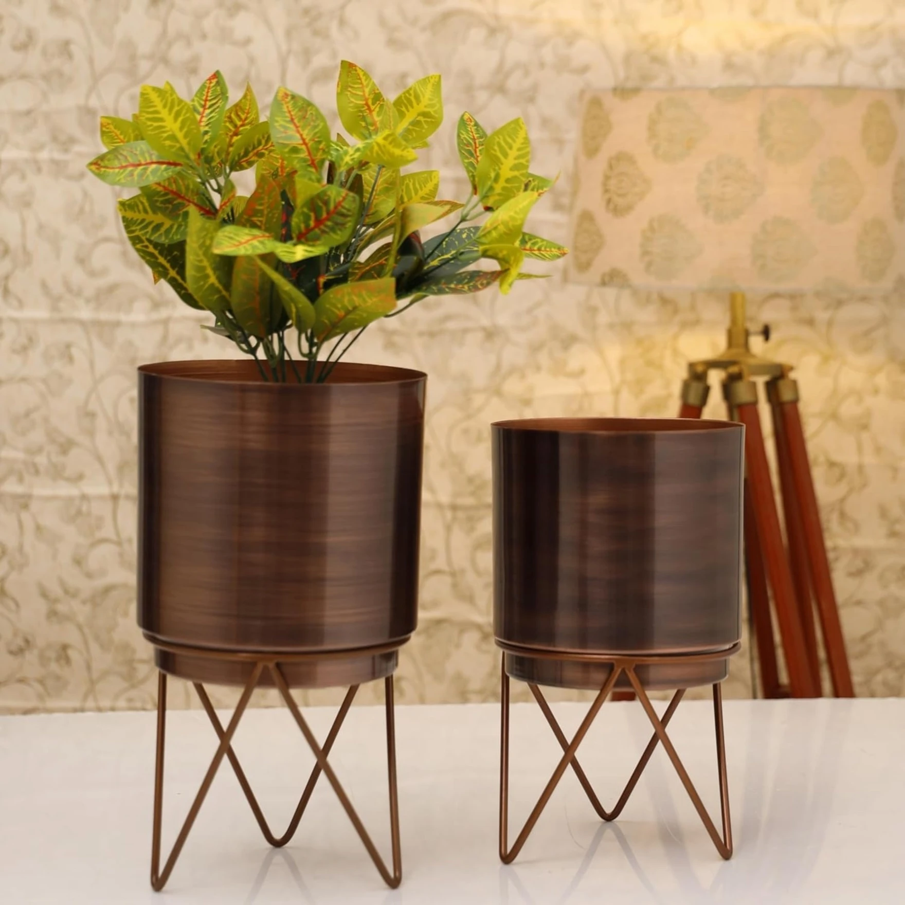 Elle Antique Bronze Metal Planter with Stand |Pack of 2  Planters for Living Room, Bedroom Decor (Big Elle Antique)