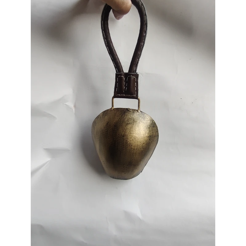 Plain Golden Hanging Bell