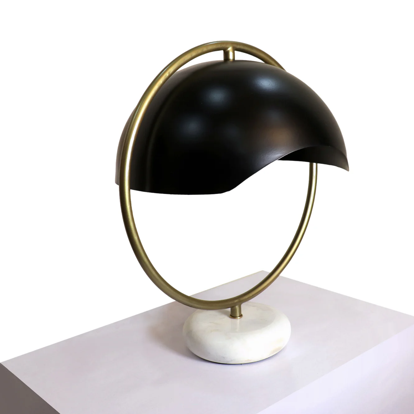 Nordique Desk Table Lamp - Elegant Iron Base & Eclectic Design