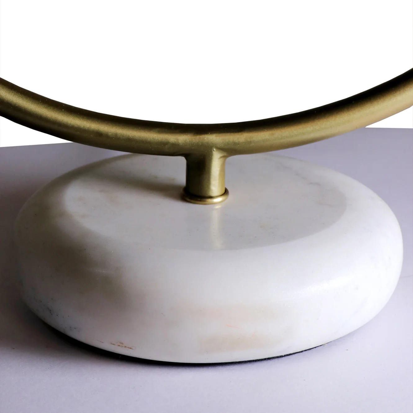 Nordique Desk Table Lamp - Elegant Iron Base & Eclectic Design