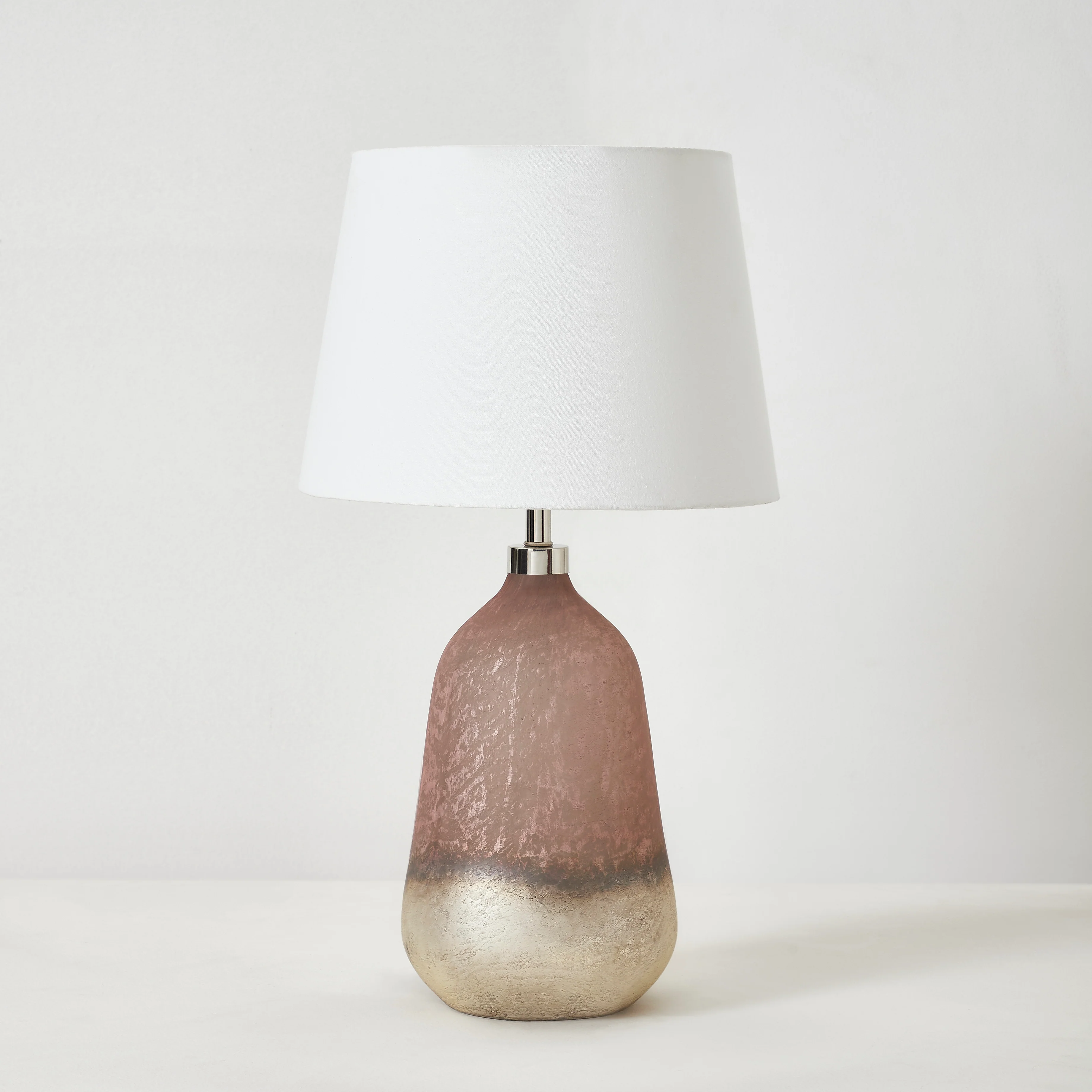 Walze Light Table Lamp - Elegant Iron Base & Eclectic Design