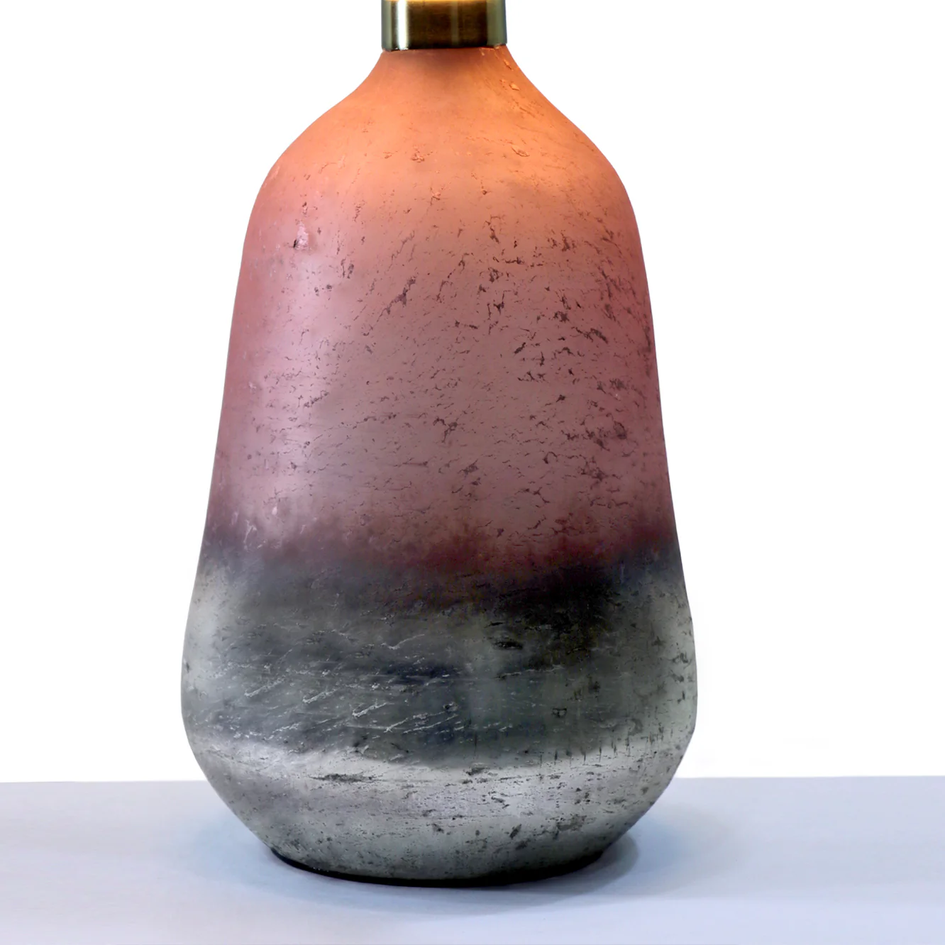 Walze Light Table Lamp - Elegant Iron Base & Eclectic Design