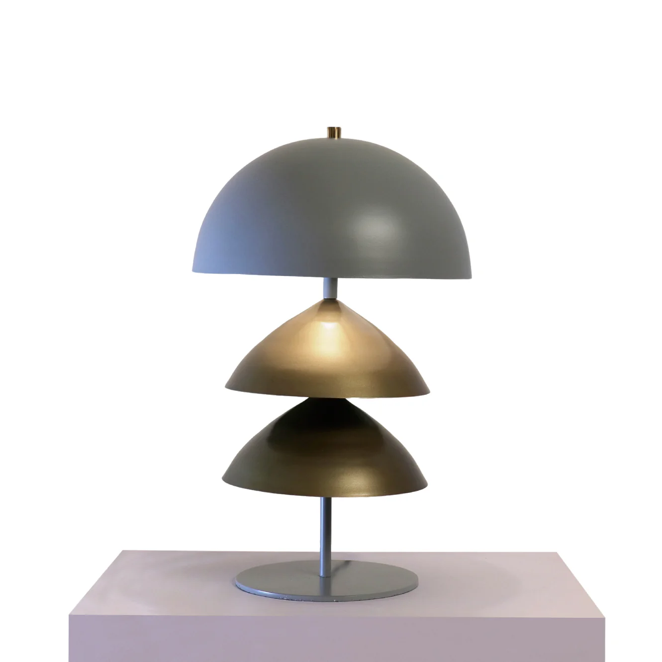 Klint Ray Table Lamp - Elegant Iron Base & Eclectic Design