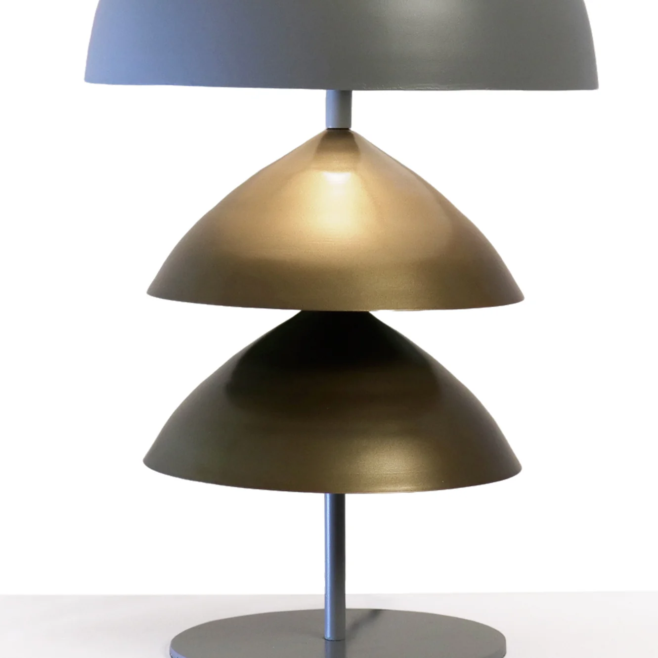 Klint Ray Table Lamp - Elegant Iron Base & Eclectic Design