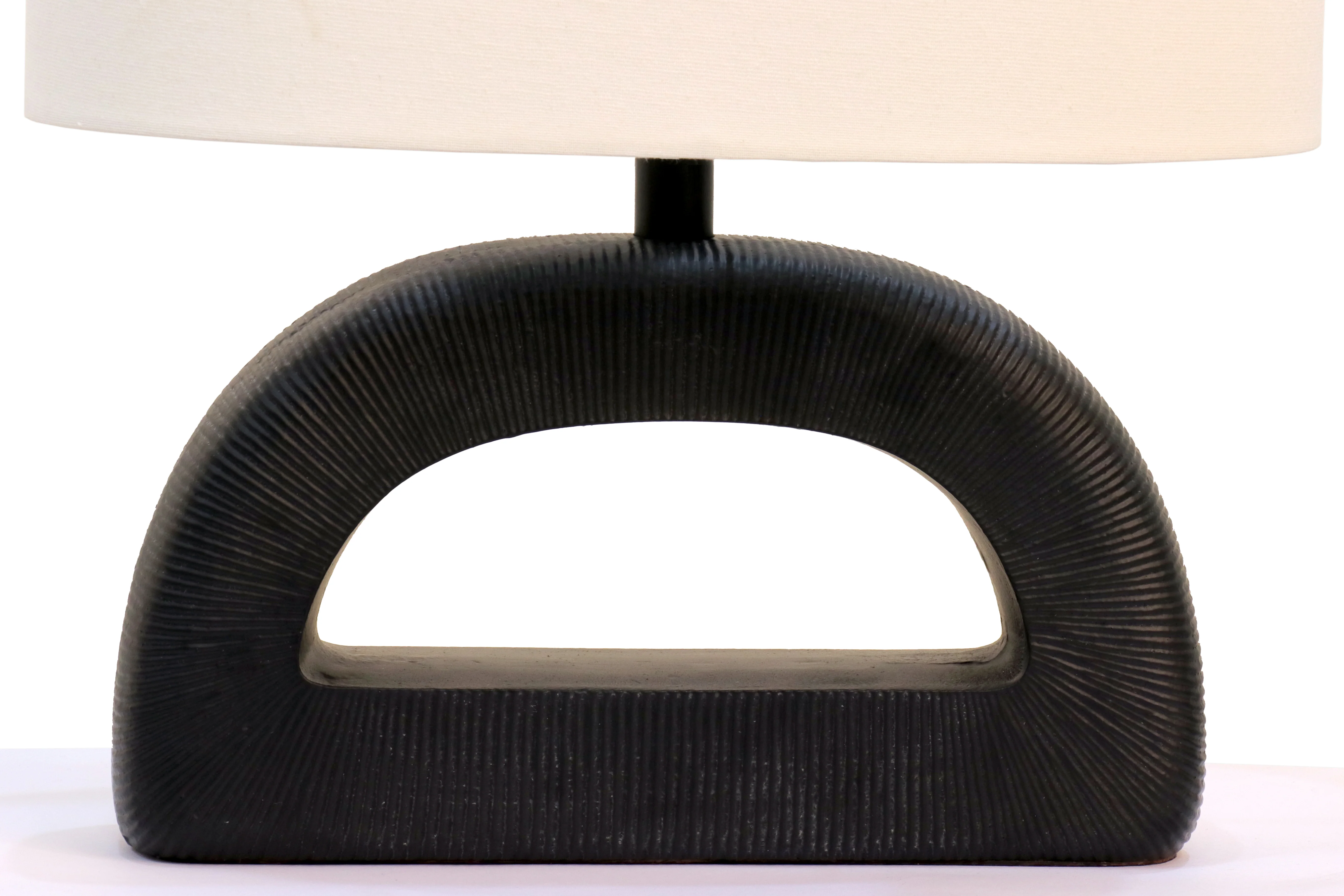 Leuto Table Lamp - Elegant Iron Base & Eclectic Design