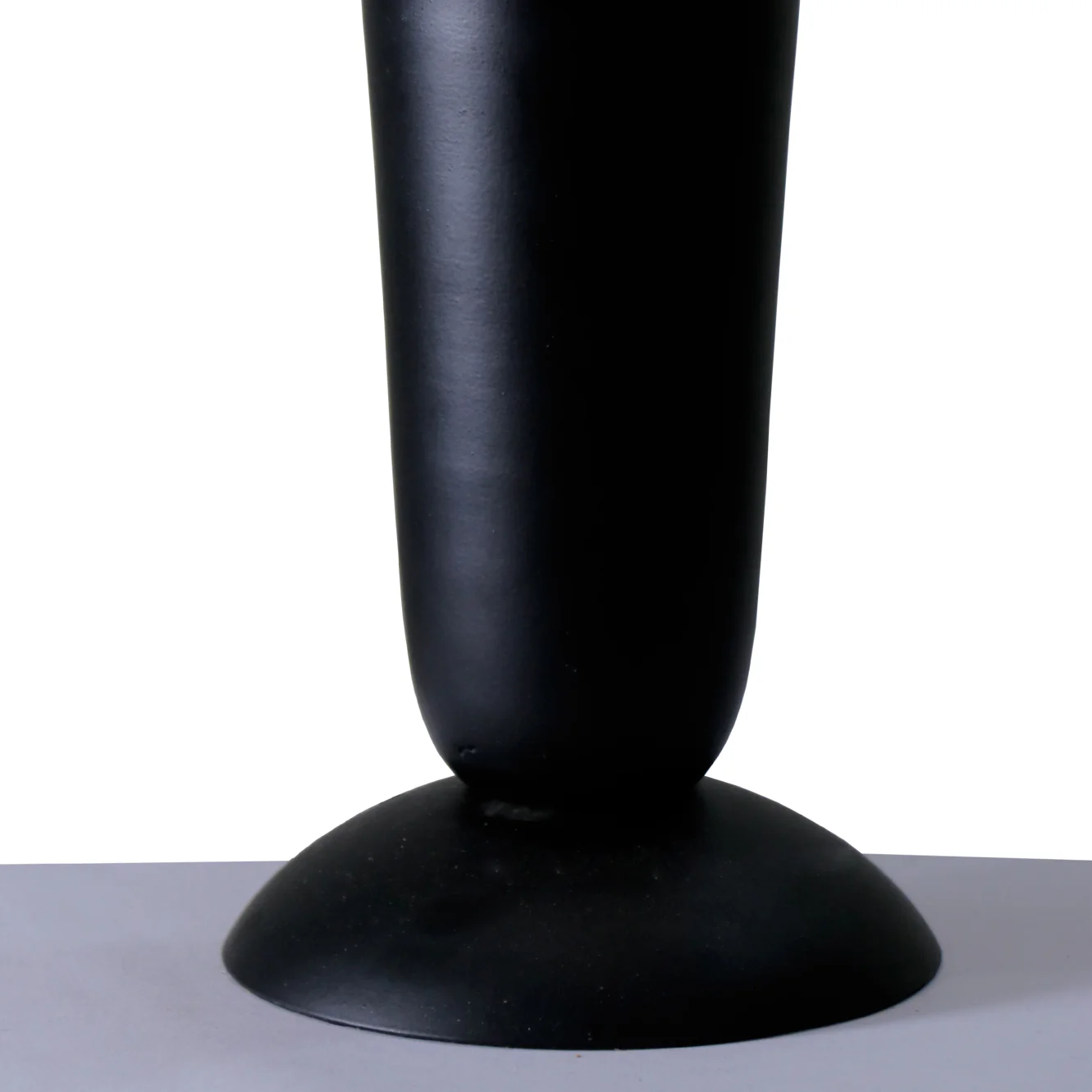 Noirjute Table Lamp - Elegant Iron Base & Eclectic Design