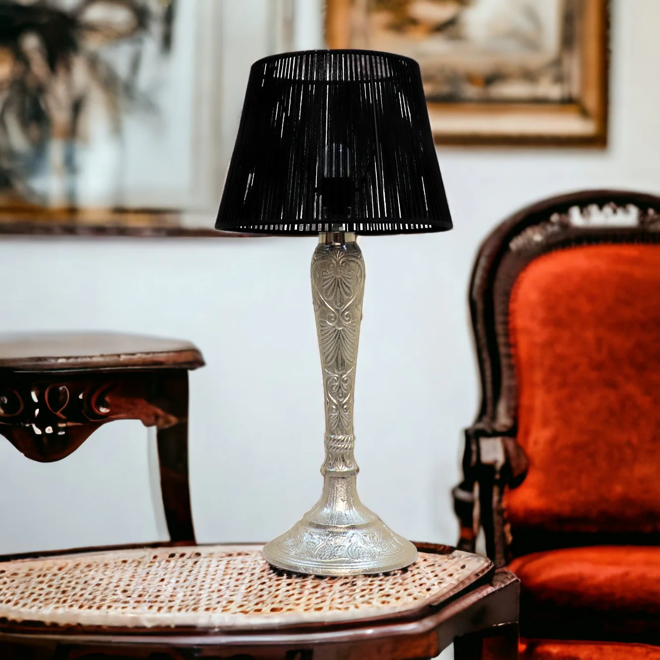 Viraag Table Lamp - Elegant Iron Base & Eclectic Design