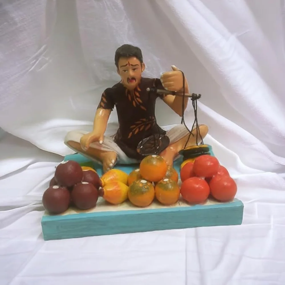 Handmade Clay Doll Human Working Figure for Gift & Décor,Vegetable Seller Human Figure Miniature Idol, Housewarming Gifting, Table Décor