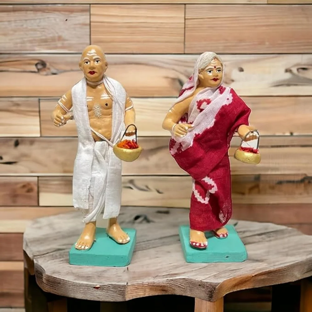 Handmade Clay Doll Human Working Figure for Gift & Décor, Brahmana and Brahmana Wife Pair Human Figure Miniature Idol, Housewarming Gifting, Table Déco