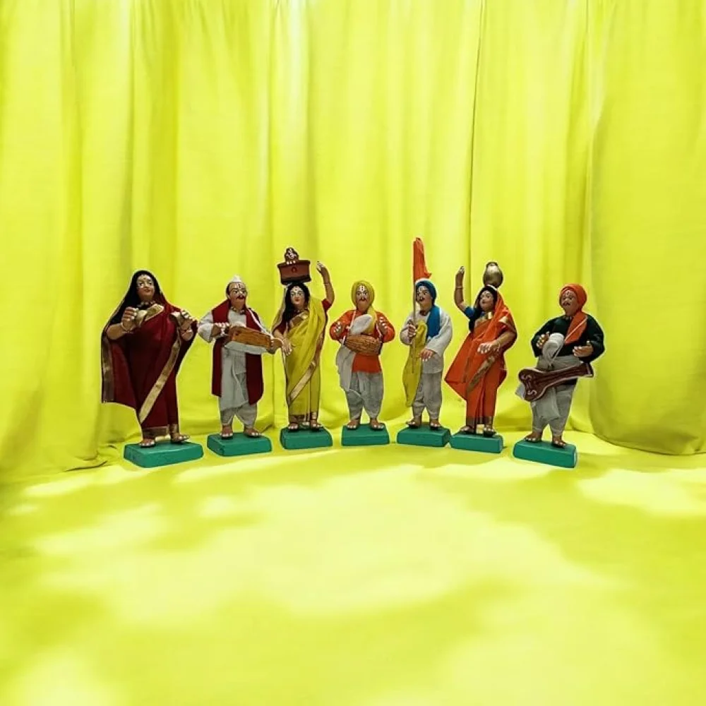 Traditional Varkari Samprday Figurine Set 7 Piece Terracotta Musicians, Handcrafted Terracotta Home Decor Ganesh Chaturthi Pooja Decorations Diwali Decorations, Multicolour
