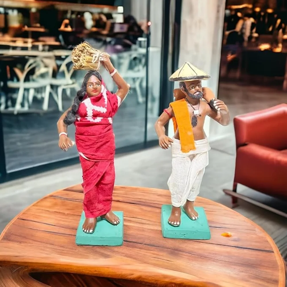 Handmade Clay Doll Human Working Figure for Gift & Décor, Farmer & Farmer Wife Pair Human Figure Miniature Idol, Housewarming Gifting, Table Decor