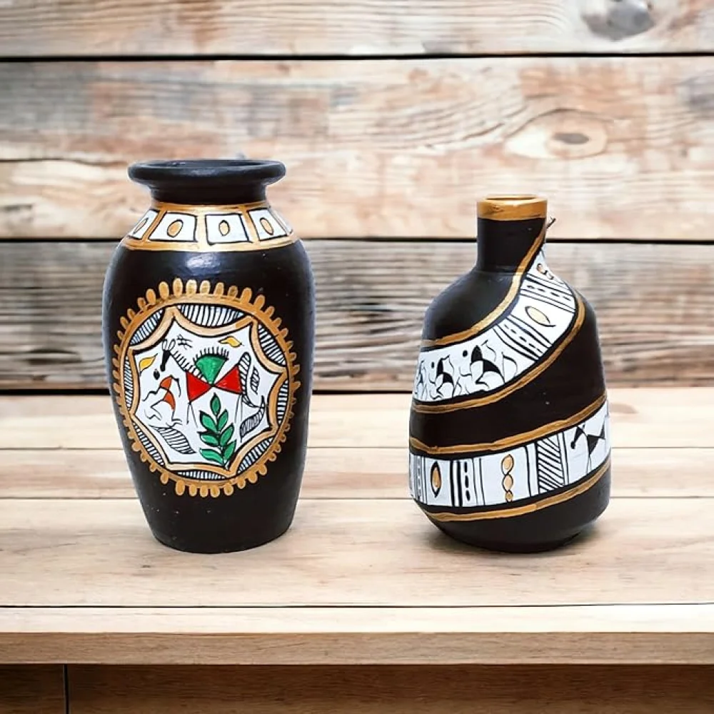 Earthenware Decorative Terracotta Flower Vases Set of 2 for Living Room,Terracotta Pots for Home Dcor,Housewarming Gifting,Corporate Gifting (Black White, 16.5 x 11.43 cm)