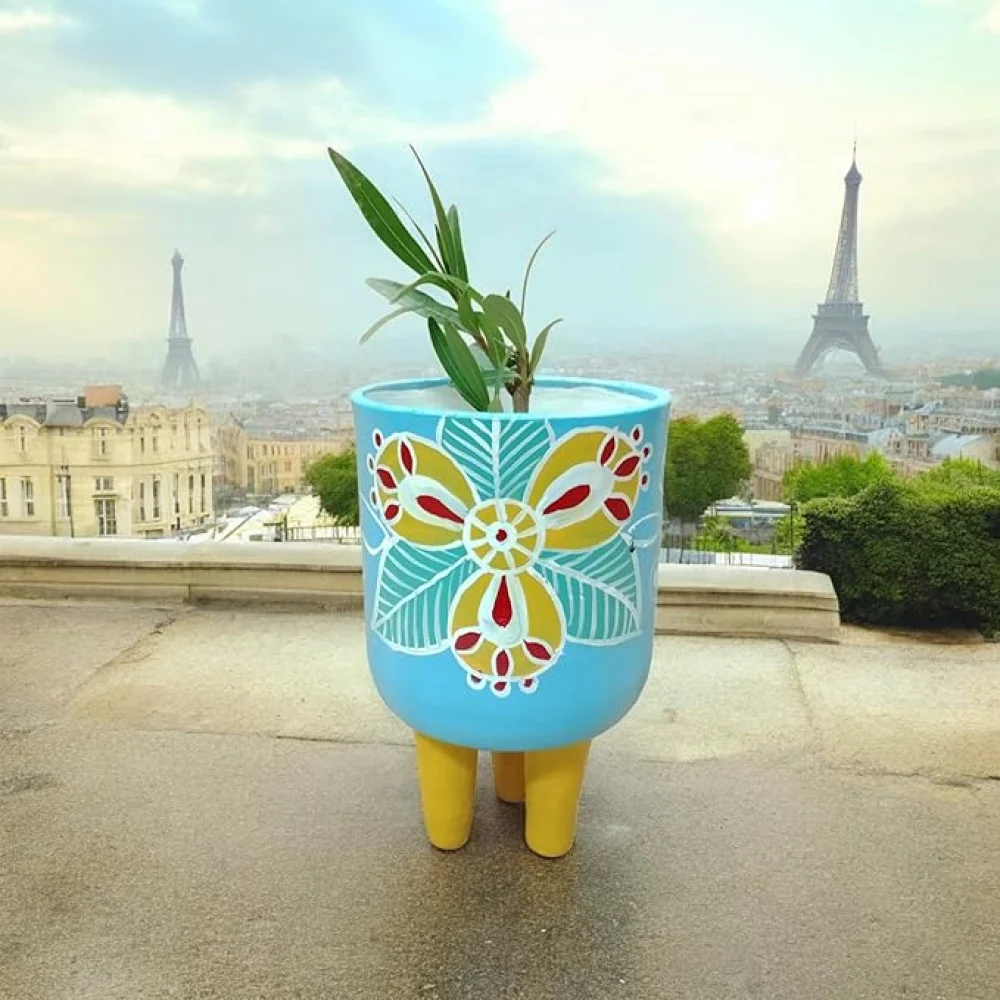 Handcrafted Indoor Outdoor Planters for Home Decoration, Balcony Planter, Rooftop Gardening, Terrace Garden