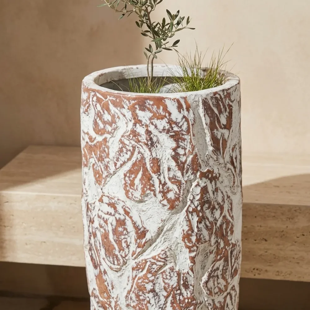 Elfloren White Polyresin Textured Vase with Floral Relief Design | Modern Decorative Flower Vase for Home & Office