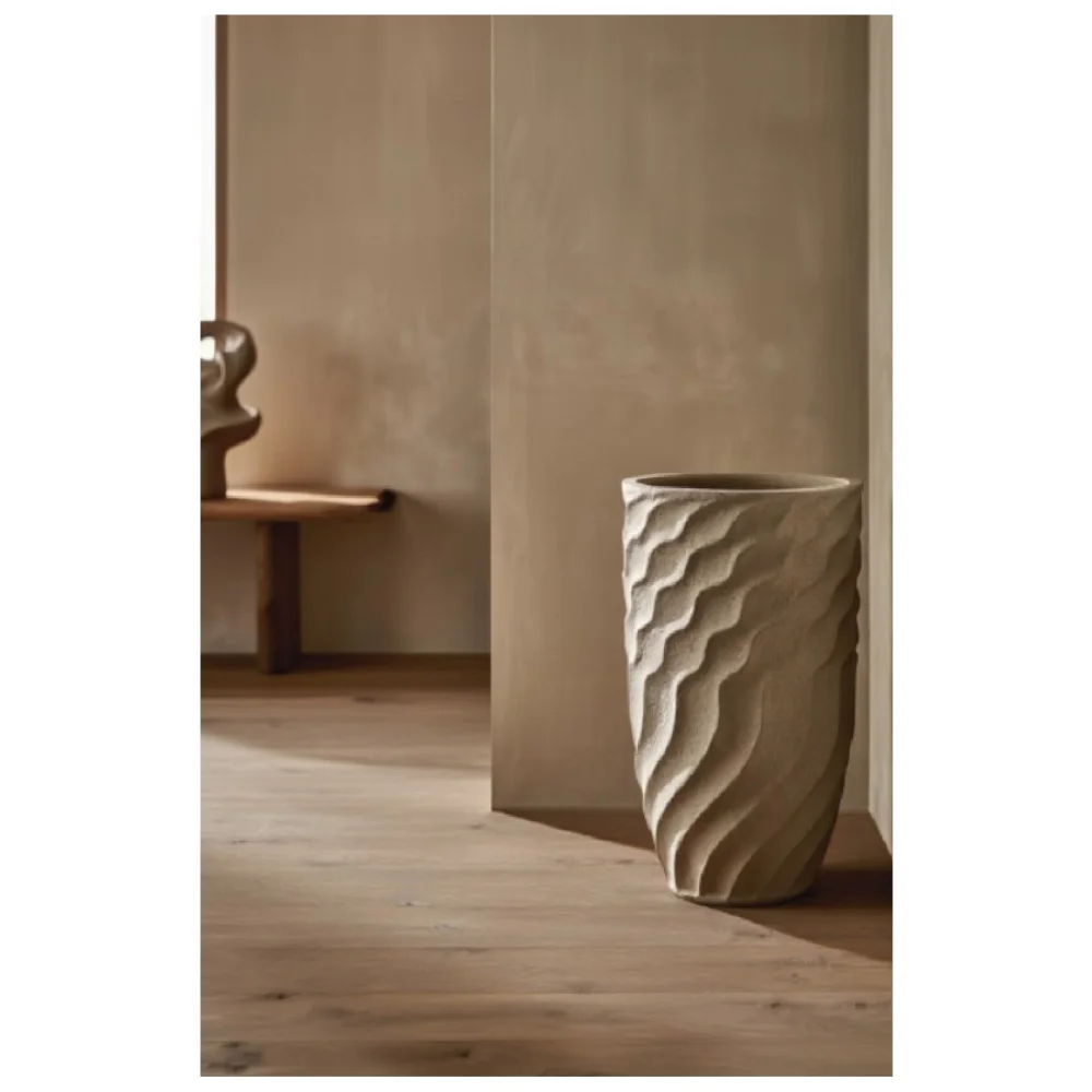 Elfloren Polyresin Decorative Floor Vase | Handmade Contemporary Flower Vase for Home Decor