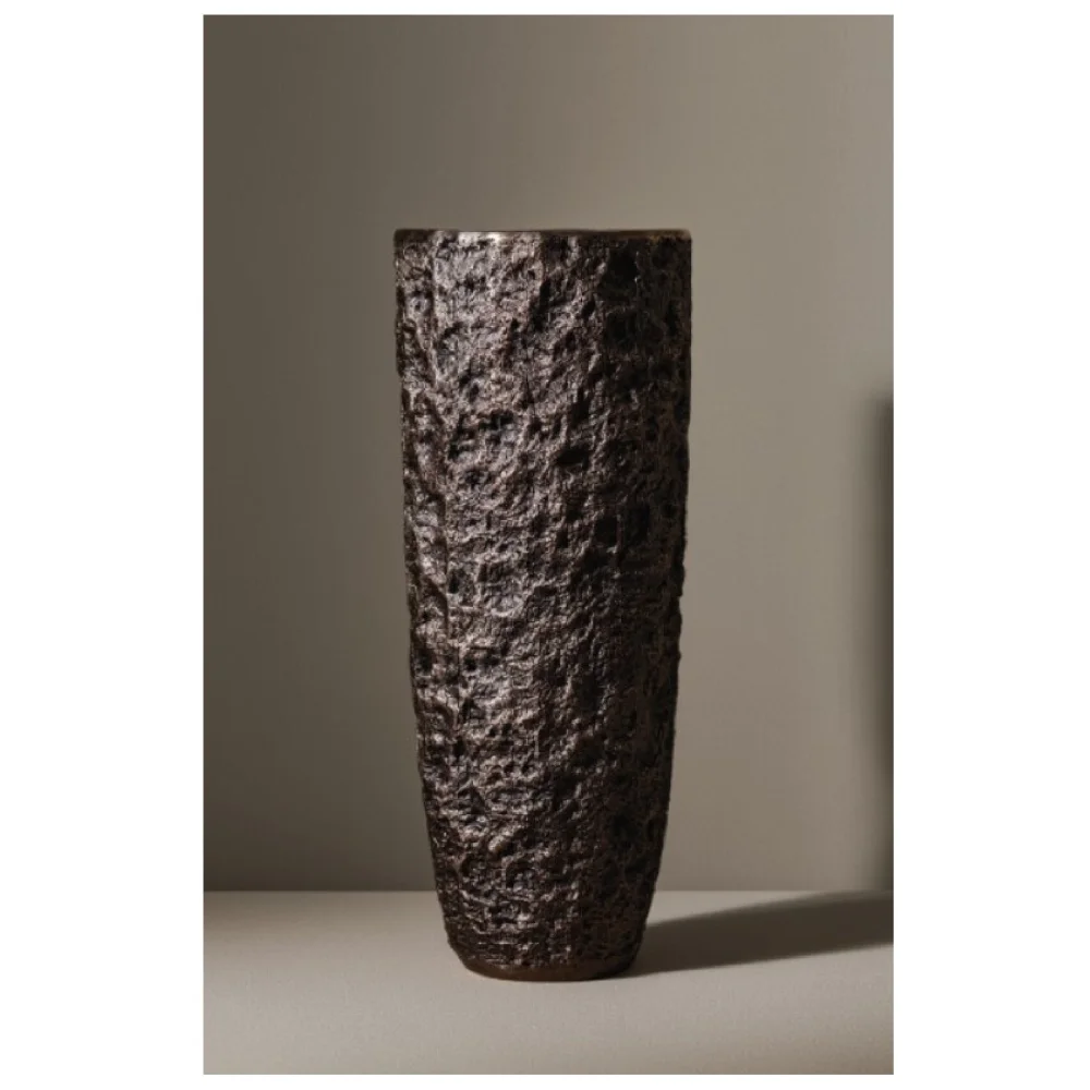 Elfloren Rustic Black Textured Polyresin Floor Vase | Handmade Modern Decorative Flower Vase for Luxury Home Décor