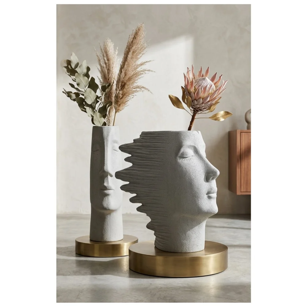 Elfloren premium 32-inch polyresin face vase with an artistic sculptural design, perfect for dried flowers, fresh flowers, pampas grass, or luxury tabletop decor.