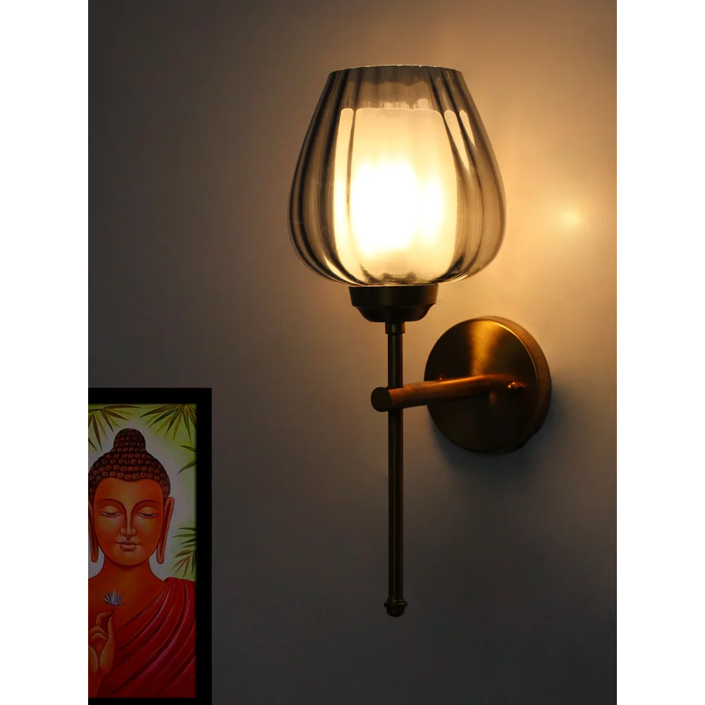 Modern Brass Wall Light with Smoked Glass Shade | SKE-140010_2_MBWLSGS