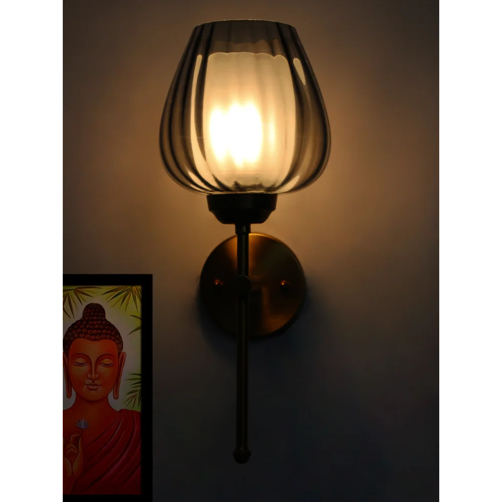 Modern Brass Wall Light with Smoked Glass Shade | SKE-140010_2_MBWLSGS