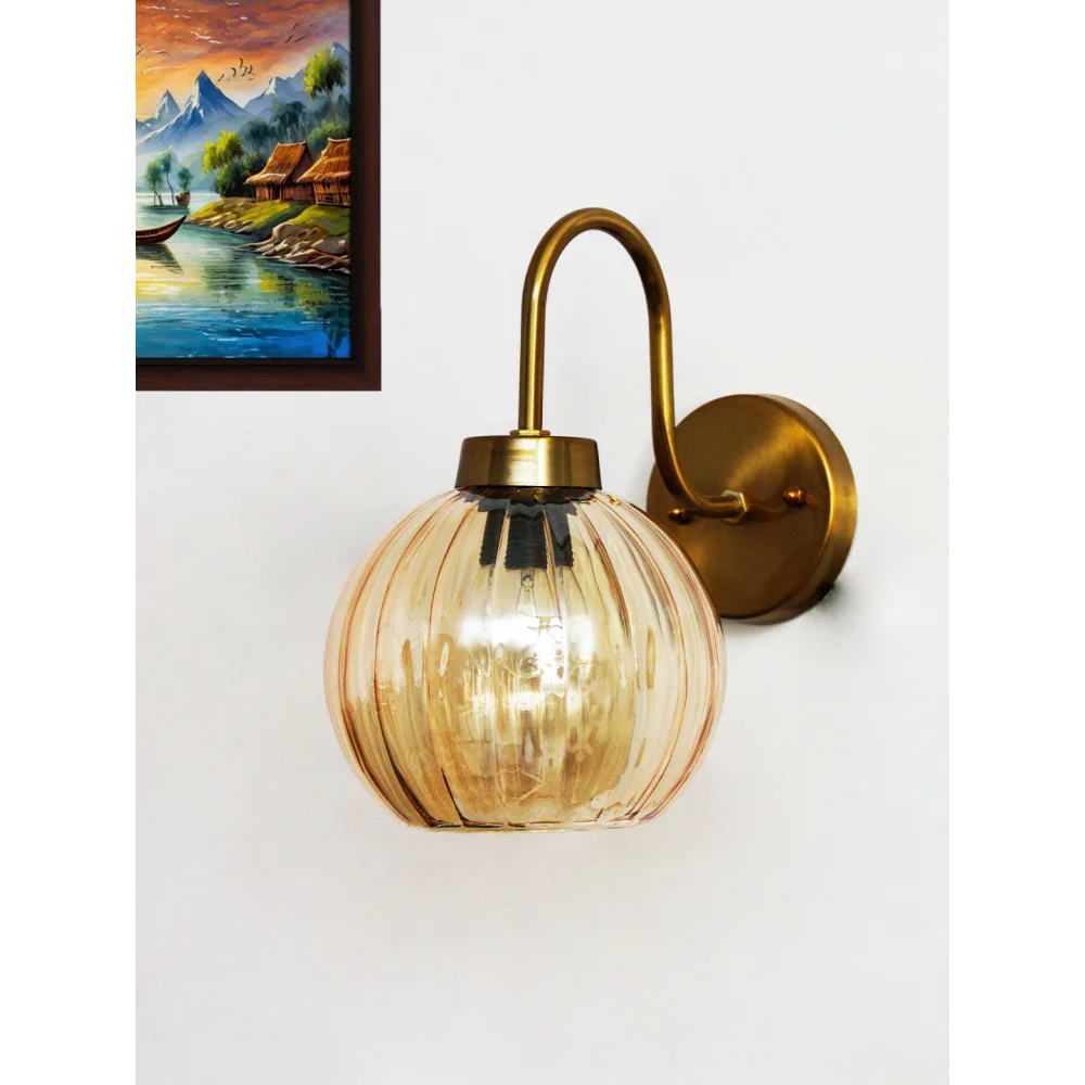 Decorative Brass Wall Sconce Ribbed Amber Glass | SKE-140063_DBWSRAG