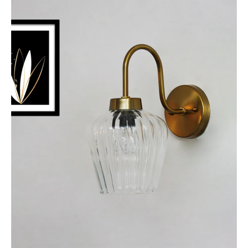 Fluted Clear Down Tulip Shape Brass Wall Light with E27 Holder | SKE-140063-FCDTG-WL