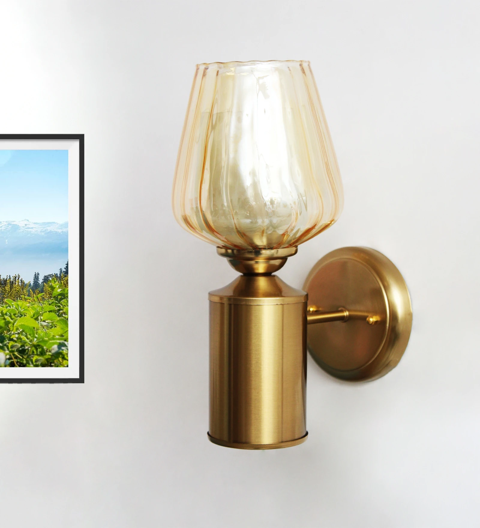 Golden Tulip Glass Brass Wall Mounting Light | SKE-140036-GTGW