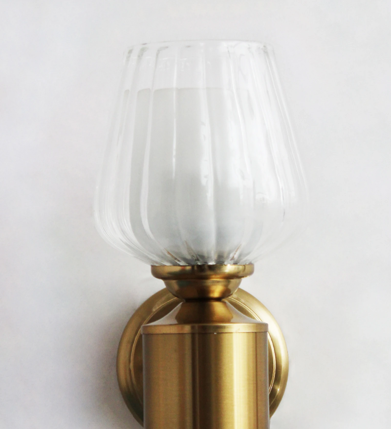 Clear Tulip Glass Brass Wall Mounting Light | SKE-140036-CTGM