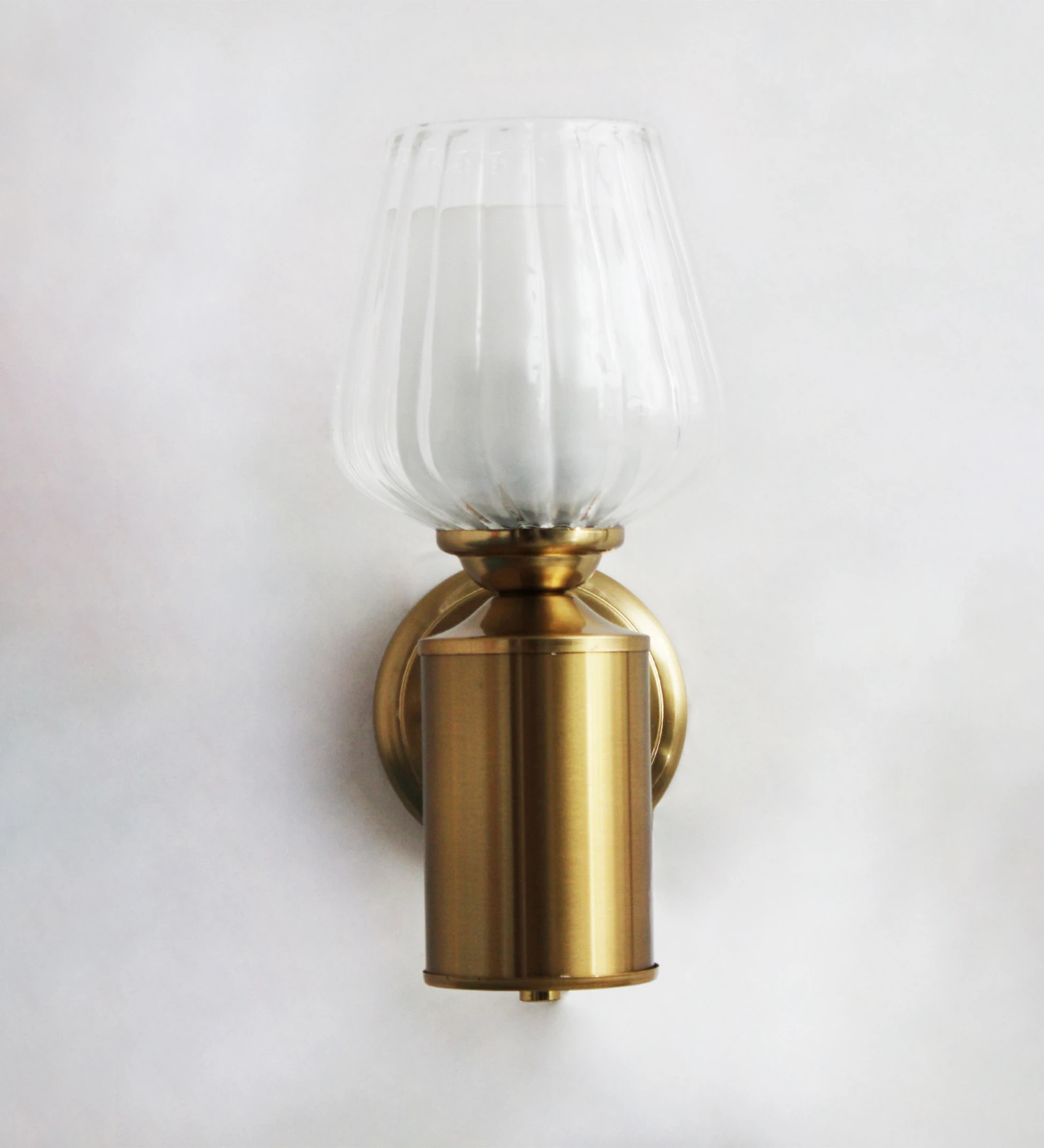 Clear Tulip Glass Brass Wall Mounting Light | SKE-140036-CTGM