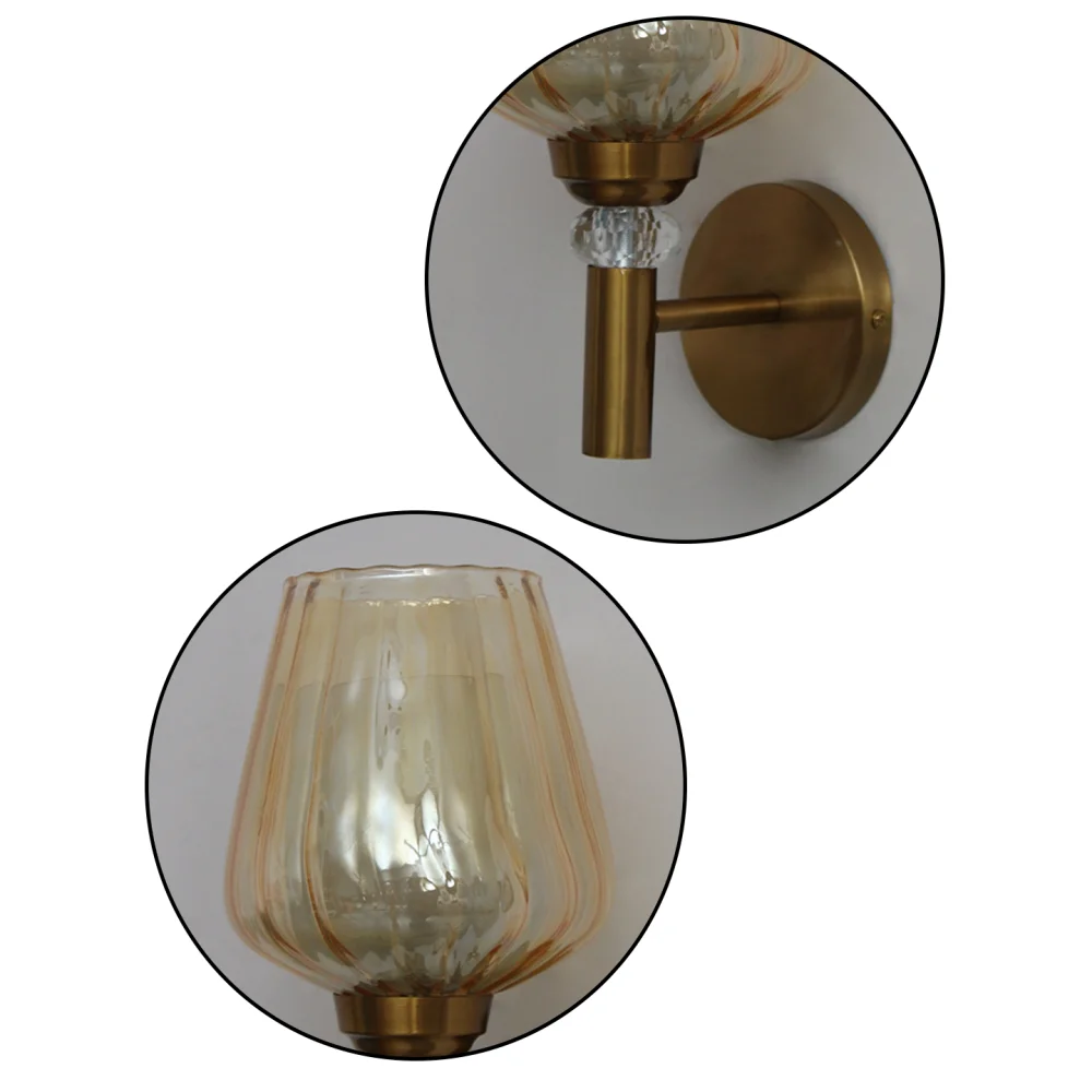 Petal-Shaped Amber Gold Glass Wall Light | SKE-140041-PSAG