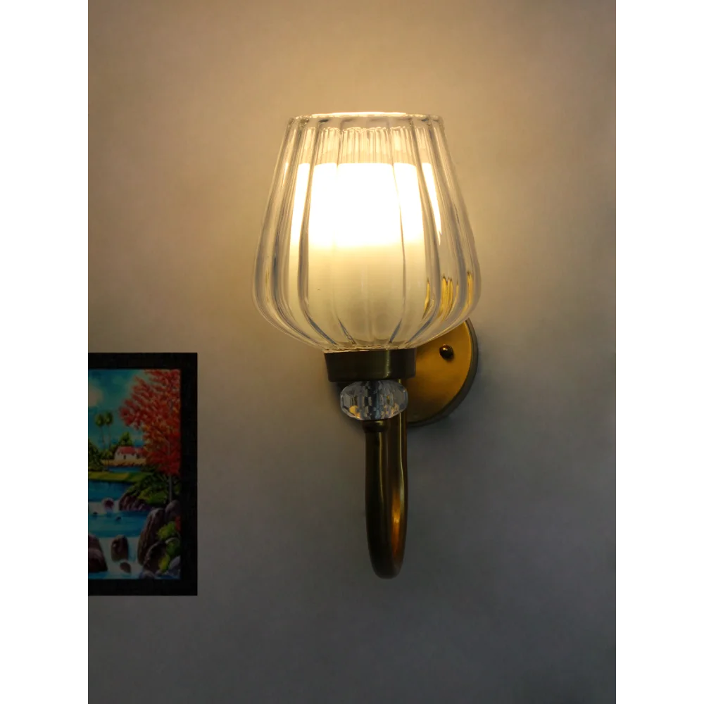 Fluted Clear Tulip Glass Wall Sconce – Brass Finish | SKE-140043-FCTG