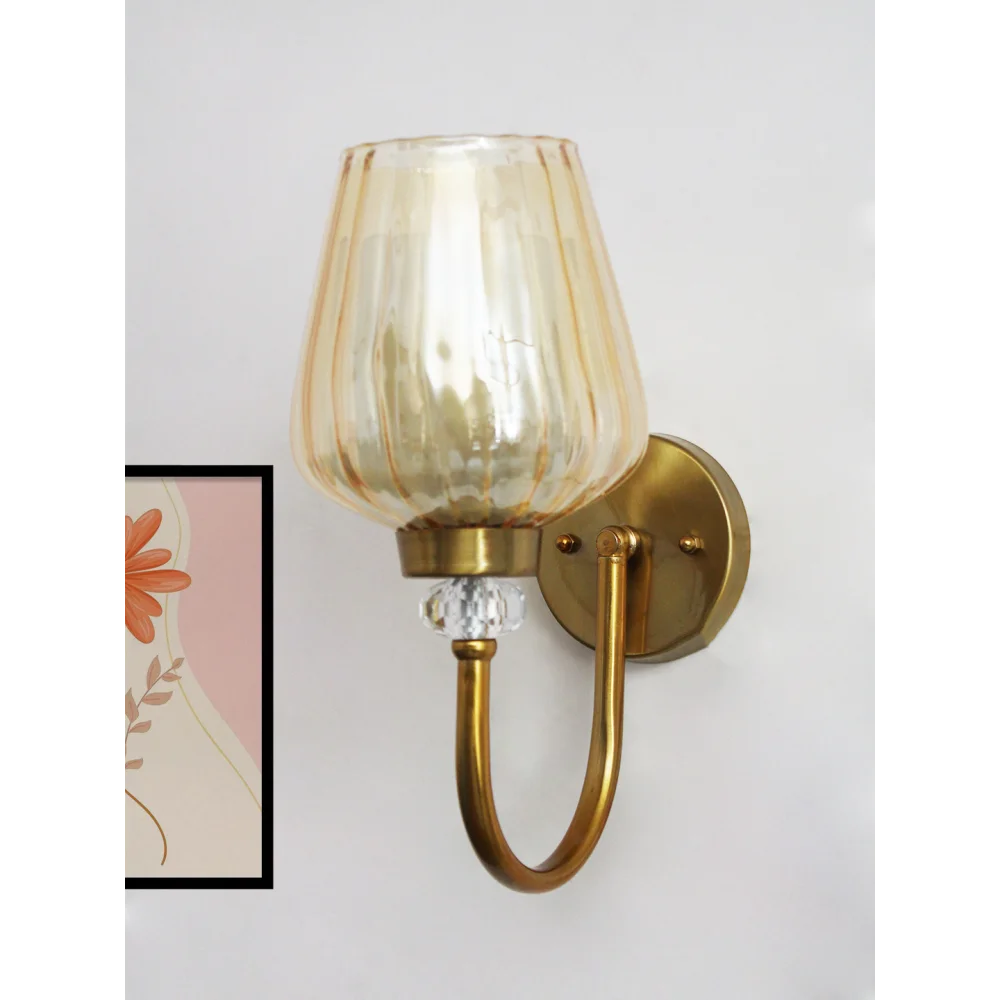 Fluted Gold Tulip Glass Wall Sconce – Brass Finish | SKE-140043-FGTG