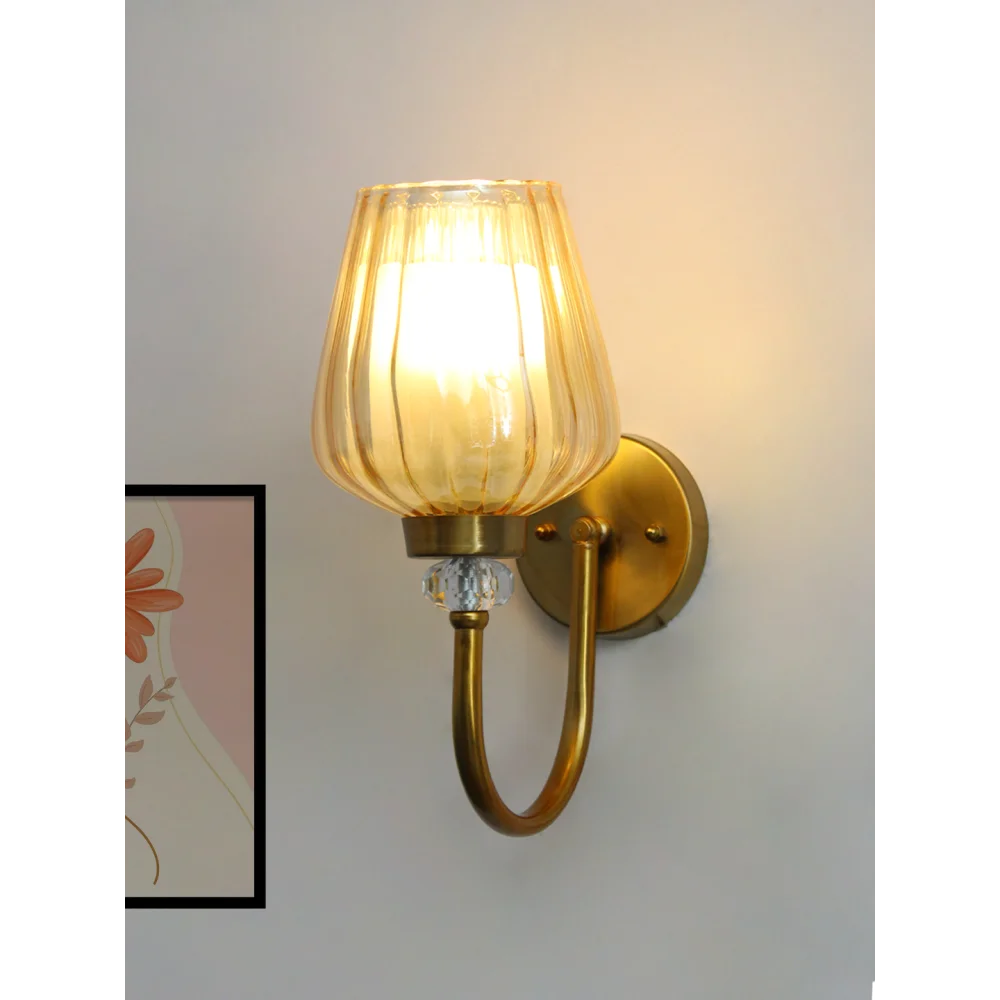 Fluted Gold Tulip Glass Wall Sconce – Brass Finish | SKE-140043-FGTG
