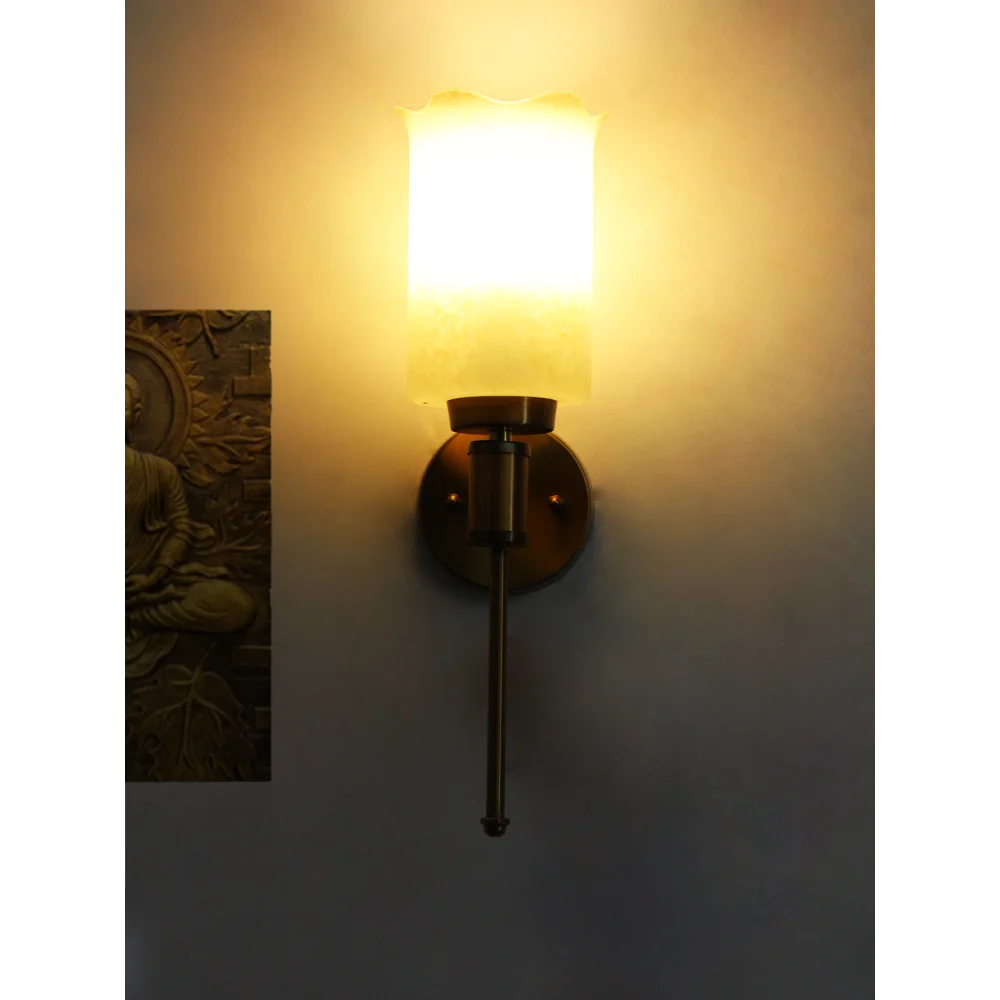 Cylindrical Flower Glass Wall Sconce – Brass Finish | SKE-140010-CFG