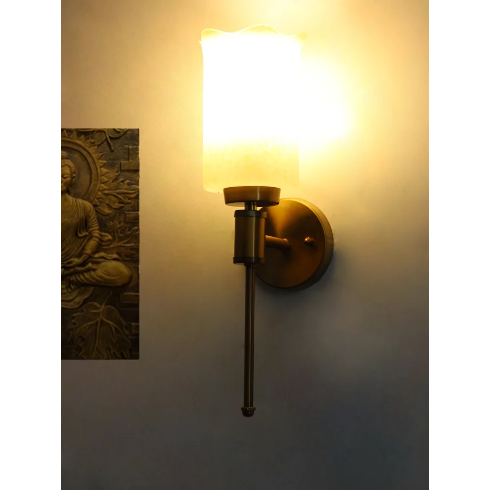 Cylindrical Flower Glass Wall Sconce – Brass Finish | SKE-140010-CFG