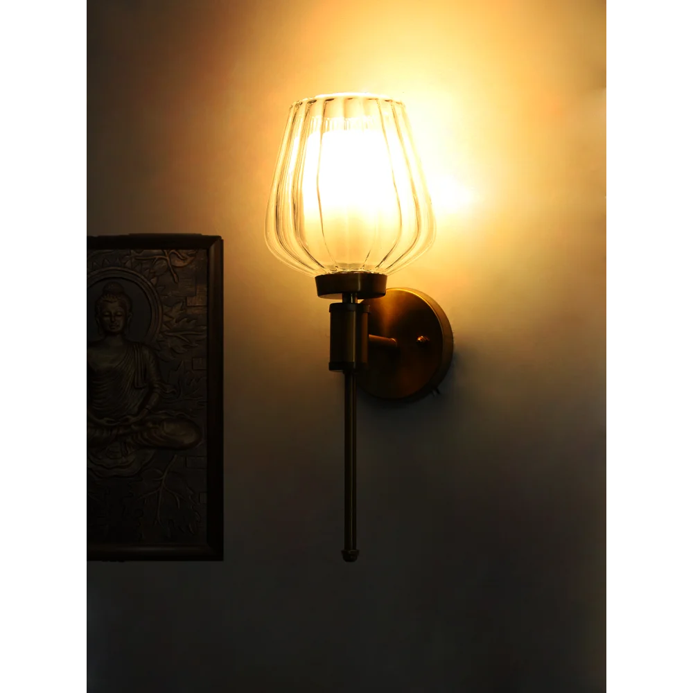 Modern Ribbed Clear Tulip Glass Wall Sconce | SKE-140010-CGTS