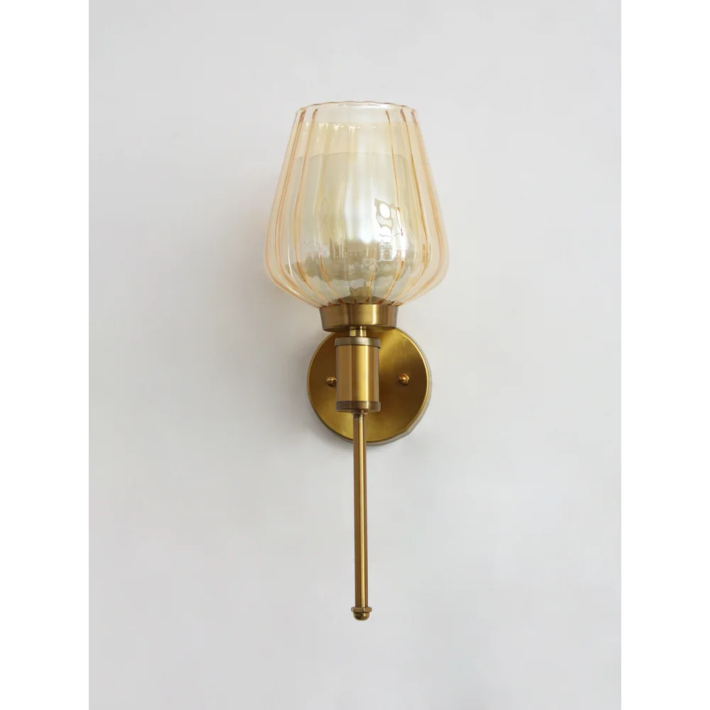 Modern Ribbed Gold Tulip Glass Wall Sconce | SKE-140010-RGTS