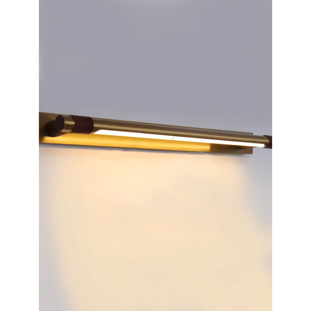 Classic Gold Finish Metal Picture Light | SKE-180008