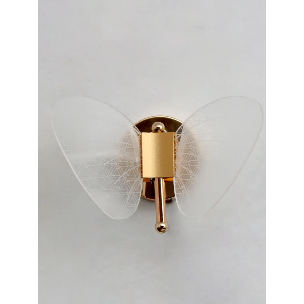 Luxury Butterfly LED Wall Light with Gold Finish and Transparent Honeycomb Wings | SKE-140052_LEDBF