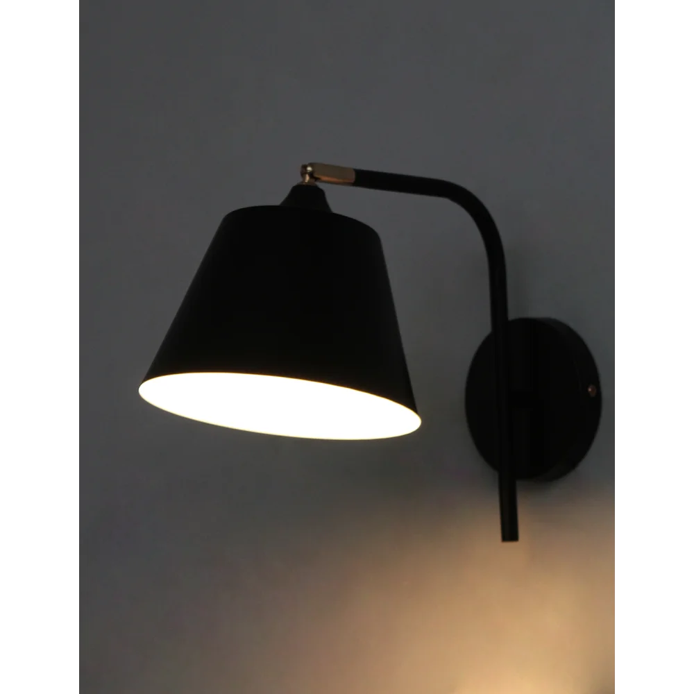 Modern Black Wall Light with Adjustable Shade for Living Room | SKE-140049