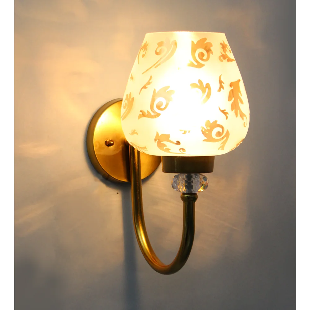 Elegant Vintage Wall Light with Floral Design Glass | SKE-140043