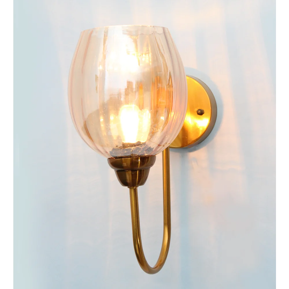 Modern Gold Finish Wall Sconce with Luster Ribbed Glass Shade | SKE-140038-MGWS