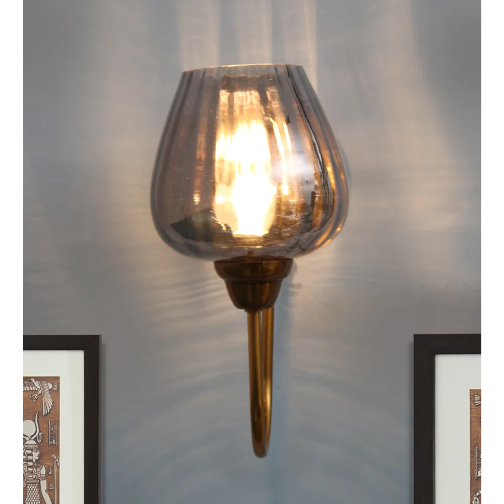 Modern Gold Finish Wall Sconce with Ribbed Smoked Glass | SKE-140038-MGFW