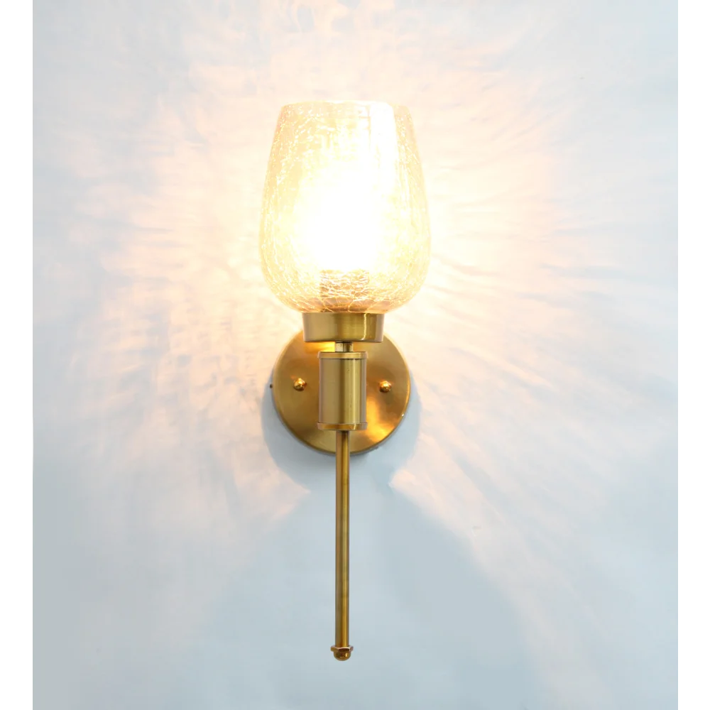 Elegant Gold Finish Wall Light with Crackled Glass | SKE-140010-EGFW