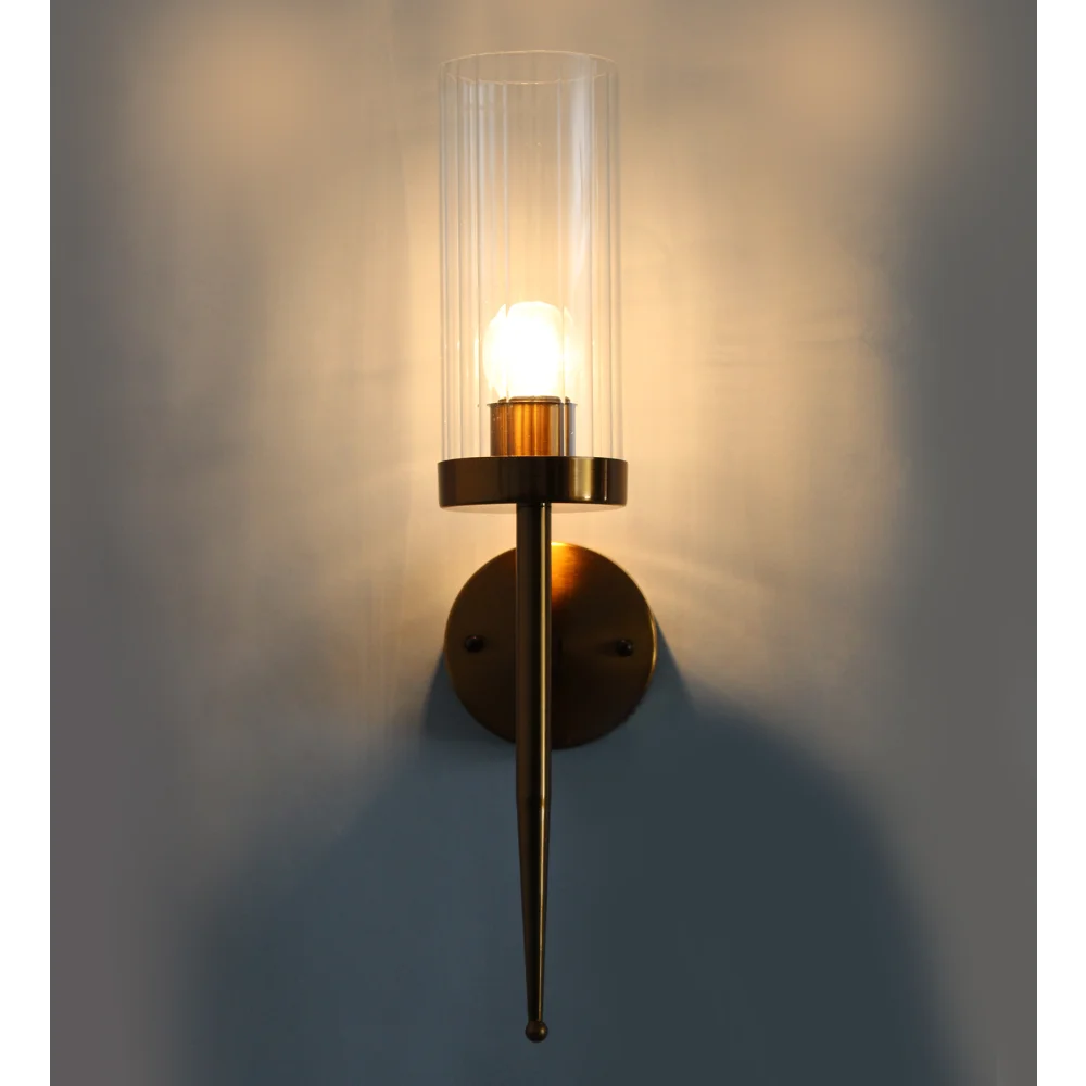 Modern Golden Finish Wall Sconce with Ribbed Clear Glass | SKE-140002-MGFW