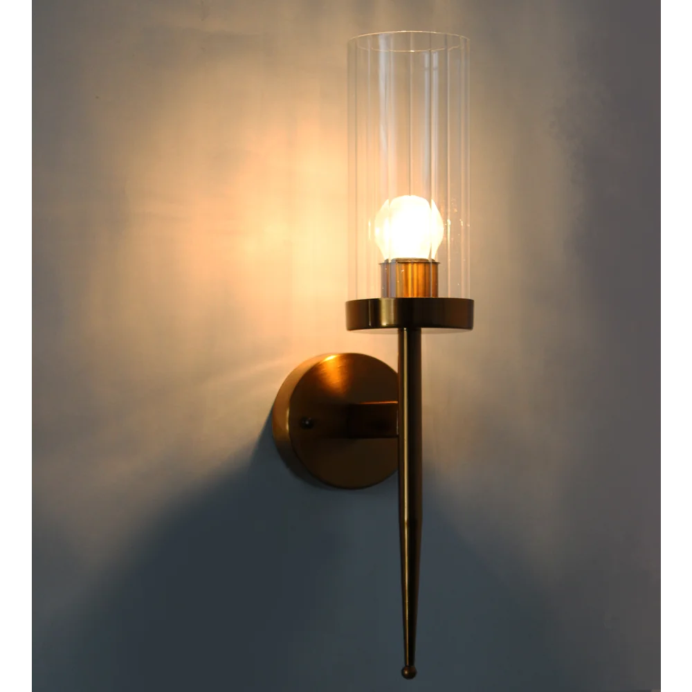 Modern Golden Finish Wall Sconce with Ribbed Clear Glass | SKE-140002-MGFW